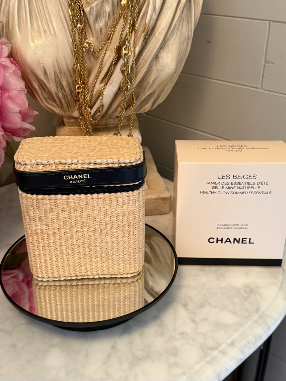 Les Beiges Woven Cosmetic Case in Natural Beige with Black Trim
